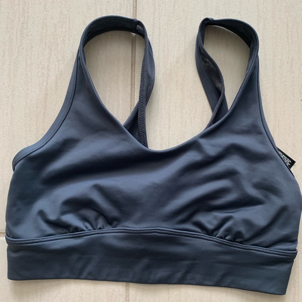 Avia low support twist back sports bra - S